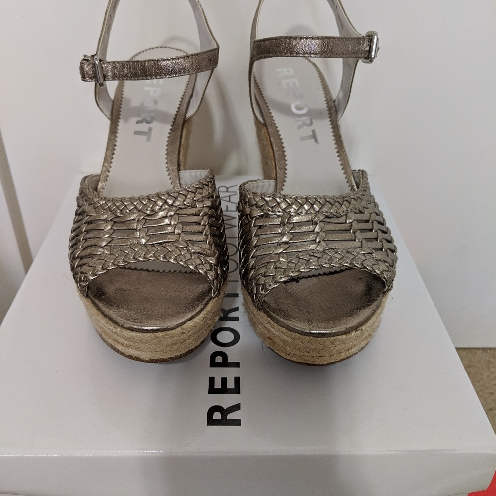 Report Metallic Pewter Wedgge Sandal